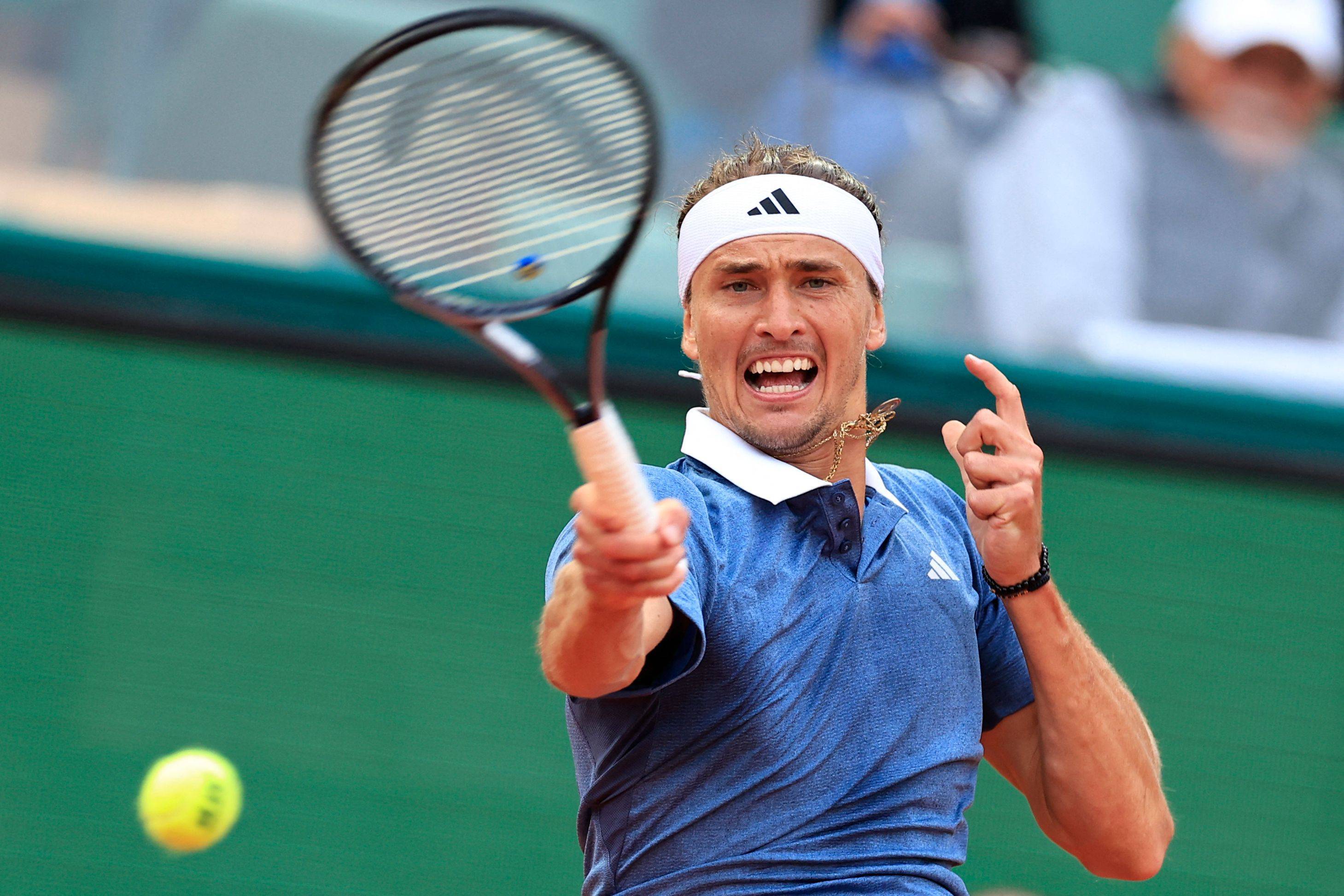 米兰体育app入口-包含法国网球队血洗西班牙网球队，兹维列夫制霸全场的词条