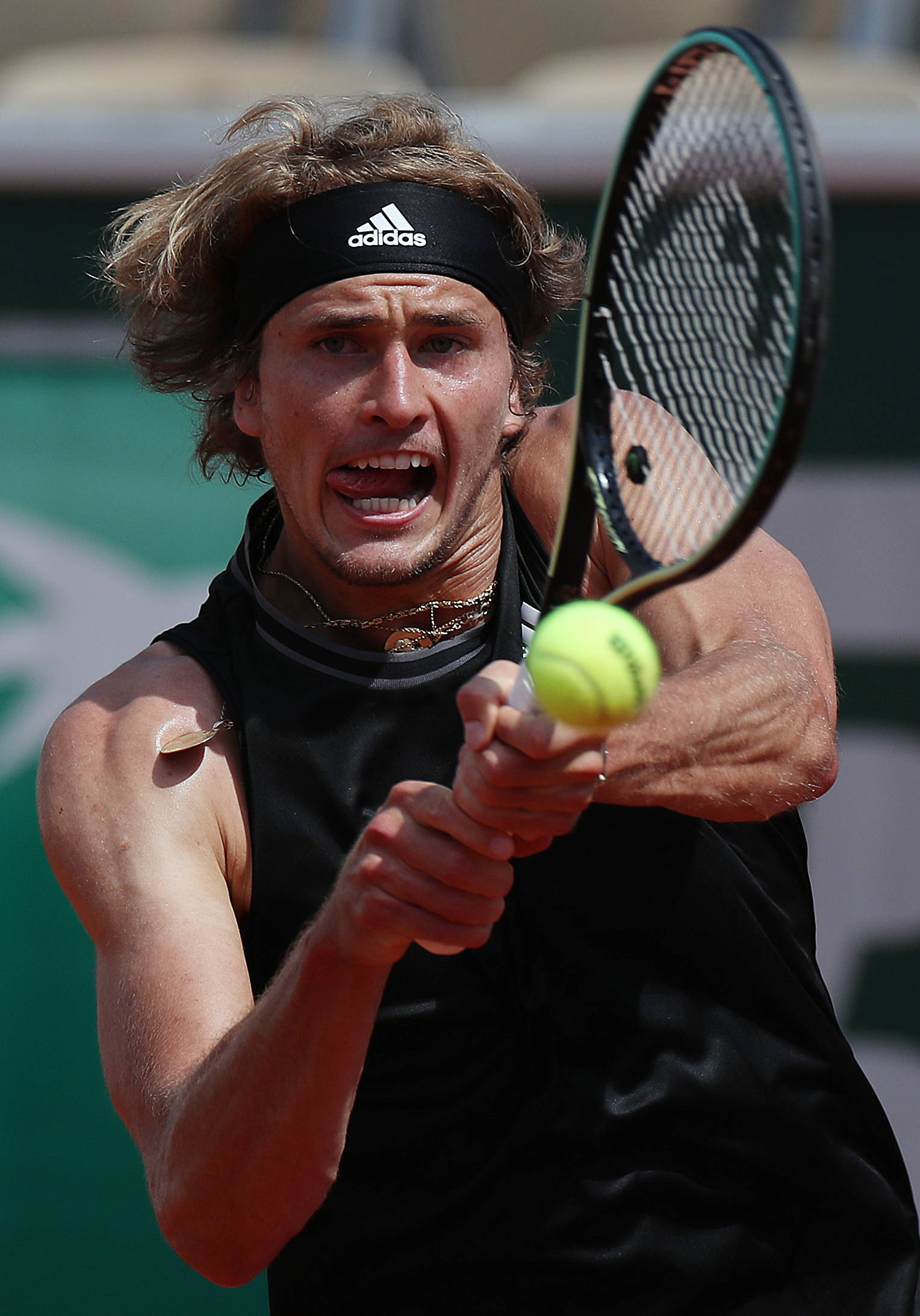 关于德国网球队翻盘世界网球队，兹维列夫送出助攻的信息