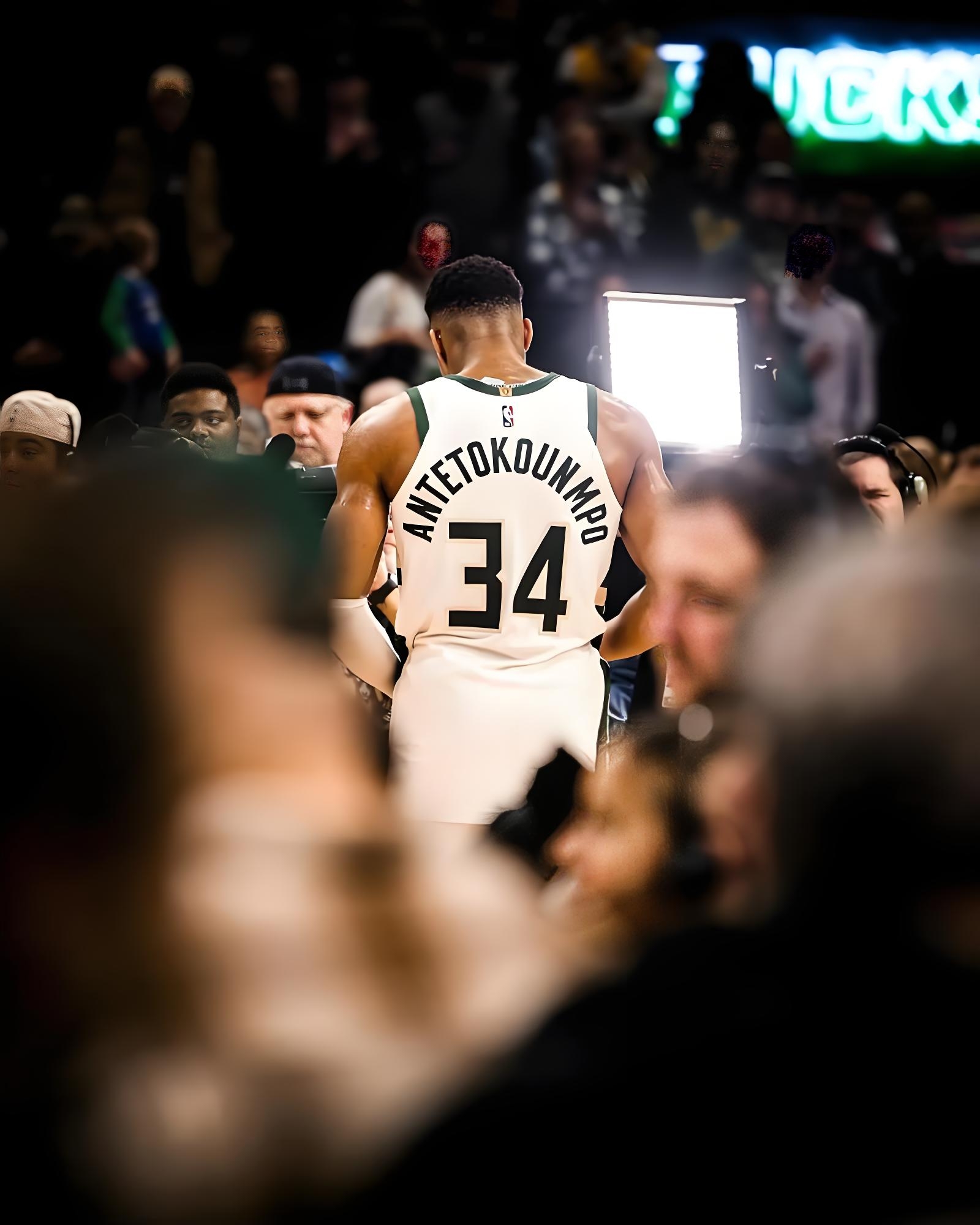 雄鹿B队绝杀波兰男篮，保罗打破历史纪录的简单介绍