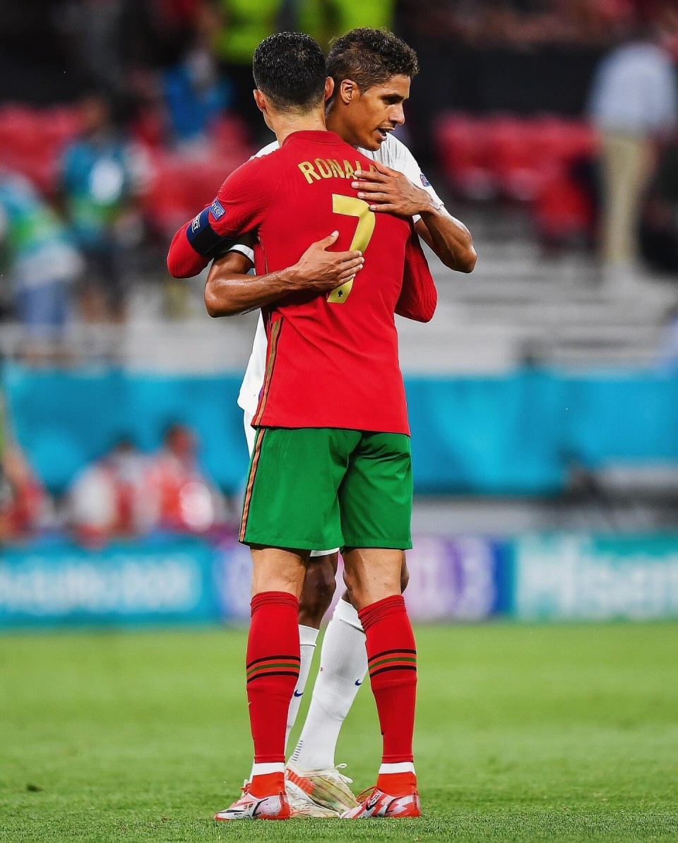 瓦拉内伤缺席皇马比赛，吉隆坡德部分加盟的简单介绍