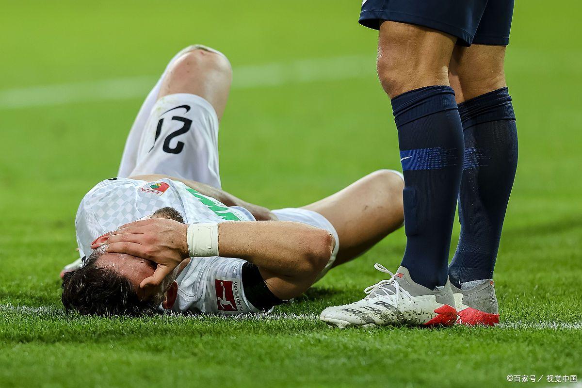 汉堡主场遭遇绝杀，球迷失望的简单介绍