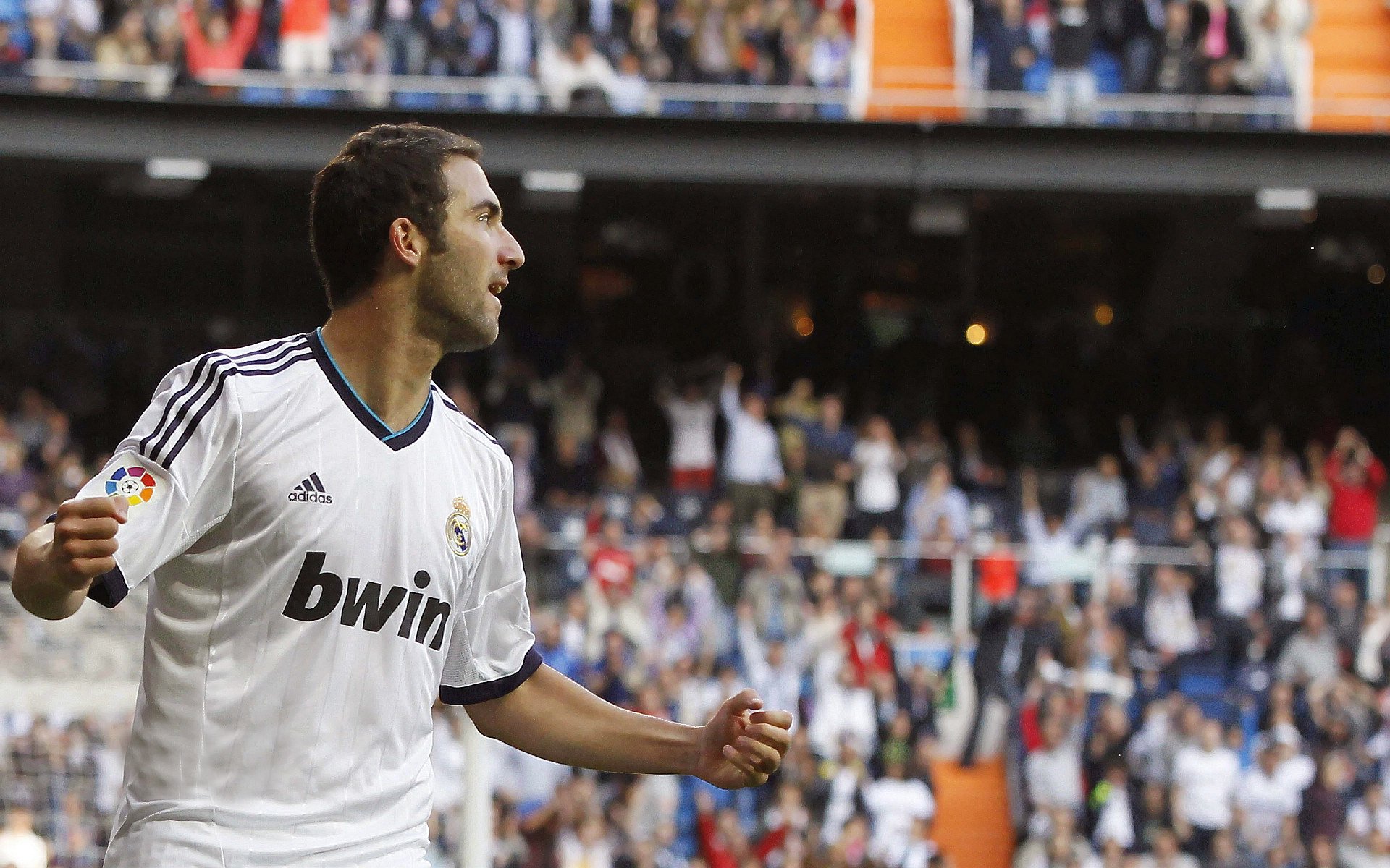 火箭完胜快船,孙铭徽状态火热,一场技术与意志的胜利