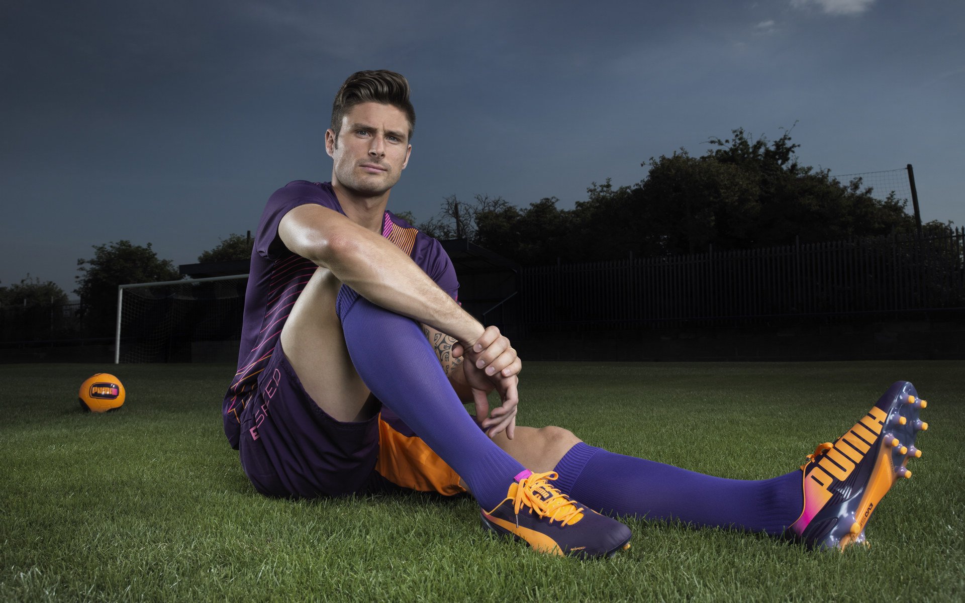 赛道新秩序,红牛二队战术完胜哈斯,诺里斯惊艳表现预示未来格局