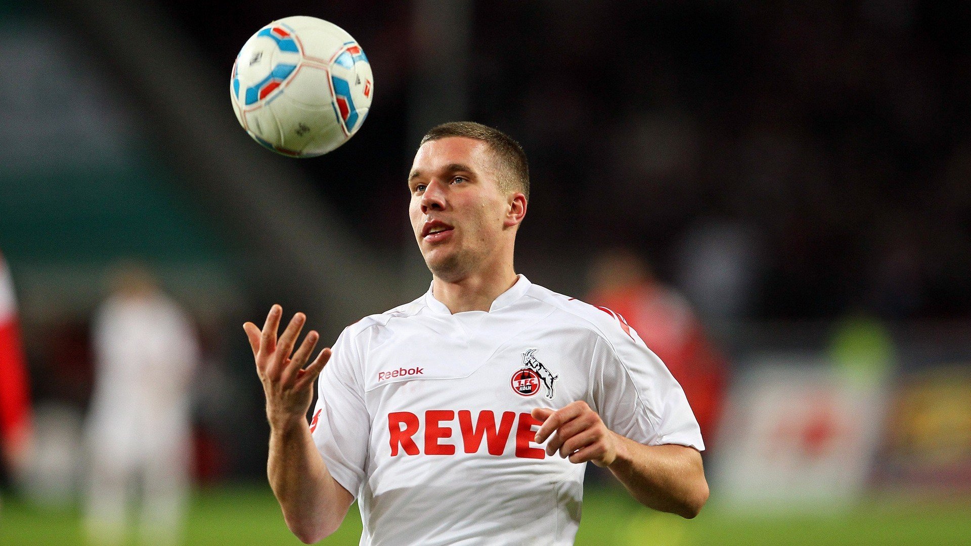 逆转之夜,莫德里奇扛起马德里竞技,绝境翻盘丹麦劲旅