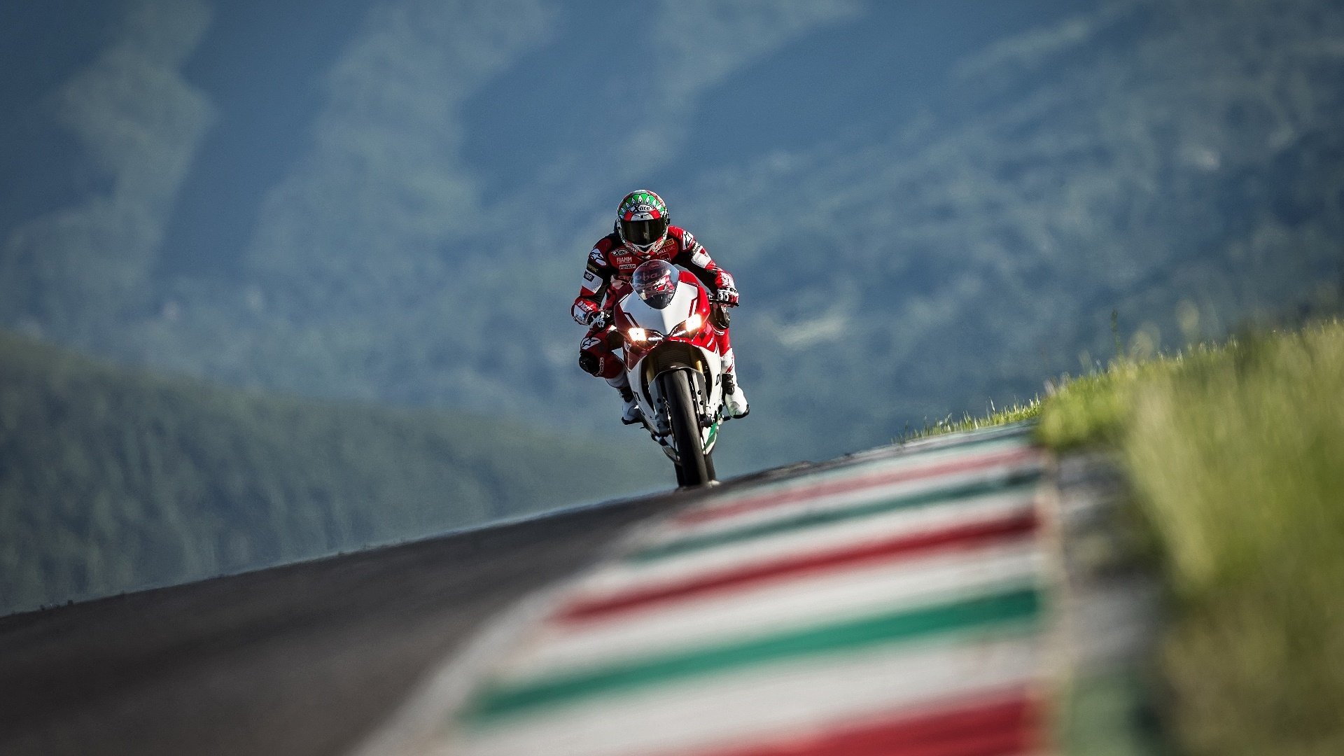 阿尔瓦雷斯爆发震彻西亚，伊朗粉碎安哥拉重塑秩序